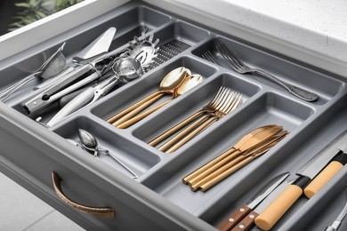 kitchen utensils in drawer