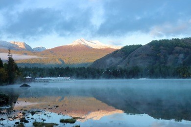 morning in lake kanas.