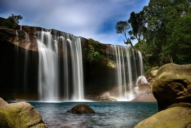 krang suri waterfall, juwai, meghalaya