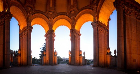 arches of magnificent palace of fine art of san francisco