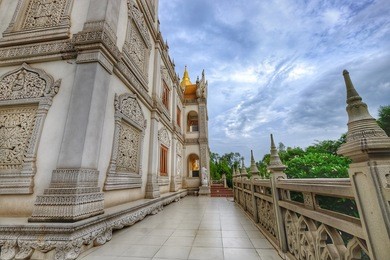 sculpture wall in pagoda