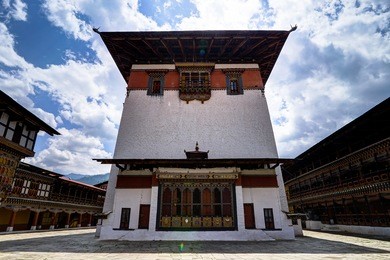 rinpung dzong in bhutan