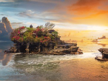 tanah lot temple - bali, indonesia 