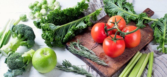 fresh raw vegetables. healthy food 