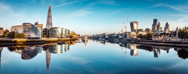the banks of river thames seen from tower bridge