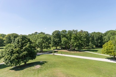 the english garden (englischer garten) is a large public park in the centre of munich, germany