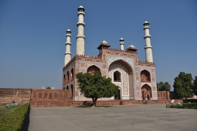 akbar's tomb, sikandara, agra