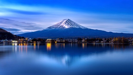 fuji mountain and kawaguchiko lake in morning, autumn seasons fuji mountain at yamanachi in japan.