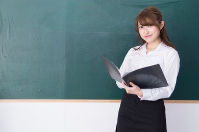 japanese woman teacher
