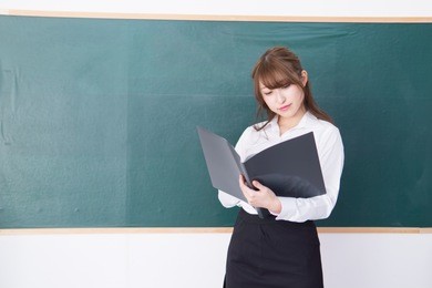 japanese woman teacher