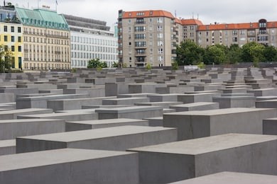 memorial to the jews murdered in europe