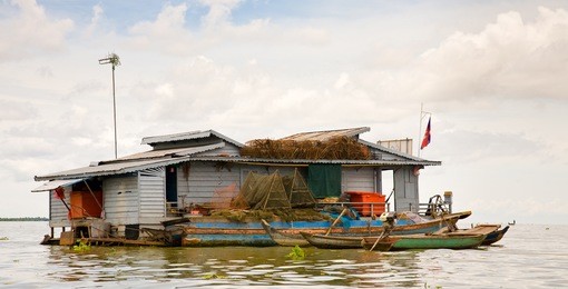 the floating village of kompong luong near pursat on the tonle sap lake, cambodia