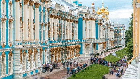top view of the catherine palace is a rococo palace located in the town of tsarskoye selo (pushkin), long queue of tourists, 25 km south-east of st. petersburg, russia.