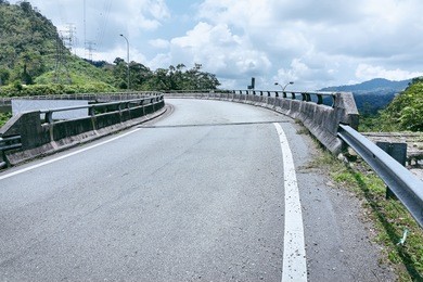 uphill highway in malaysia genting highland 