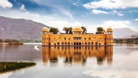 jal mahal water palace in the middle of the man sagar lake at jaipur rajasthan india.