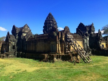banteay samre temple's corner view 
