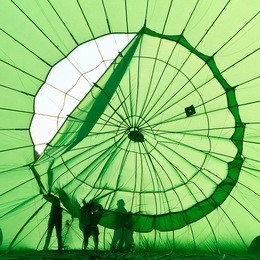 fixing hot air balloon
