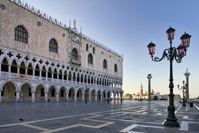 doge's palace on san marco square early in the morning,  venice, italy