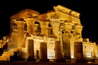 egypt. kom ombo. the temple of sobek and haroeris built during the ptolemaic dynasty - illuminated court and the hypostyle hall with floral capitals on the top of columns