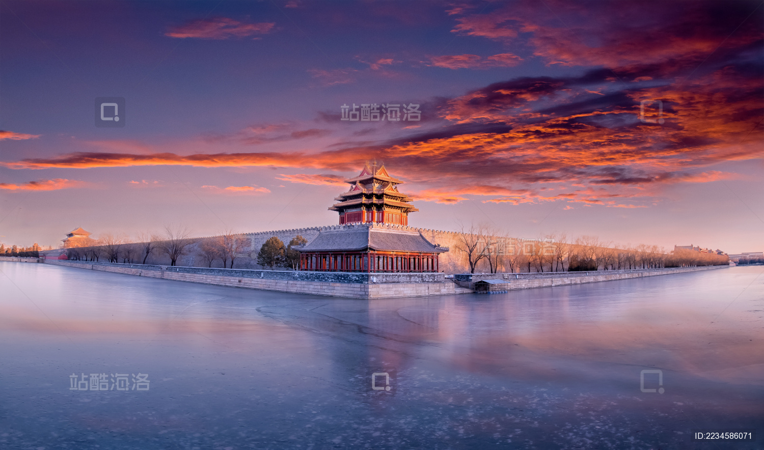 故宫角楼火烧云