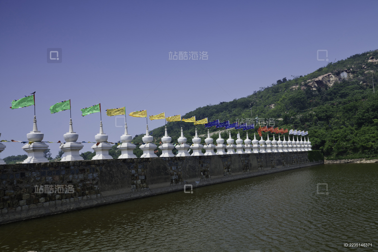 中国江苏省连云港市东西连岛镇海寺白塔建筑