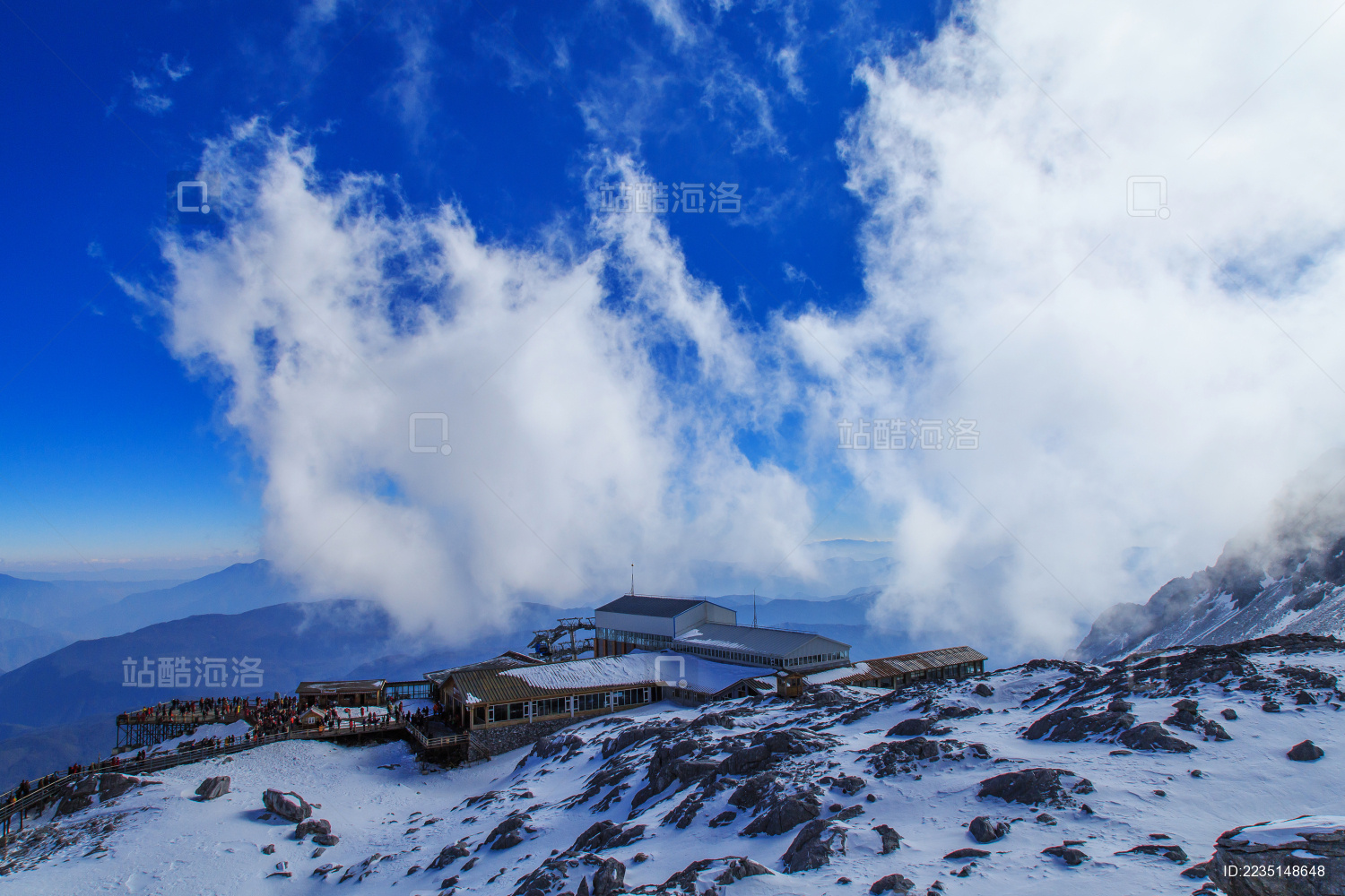 玉龙雪山的壮丽风光