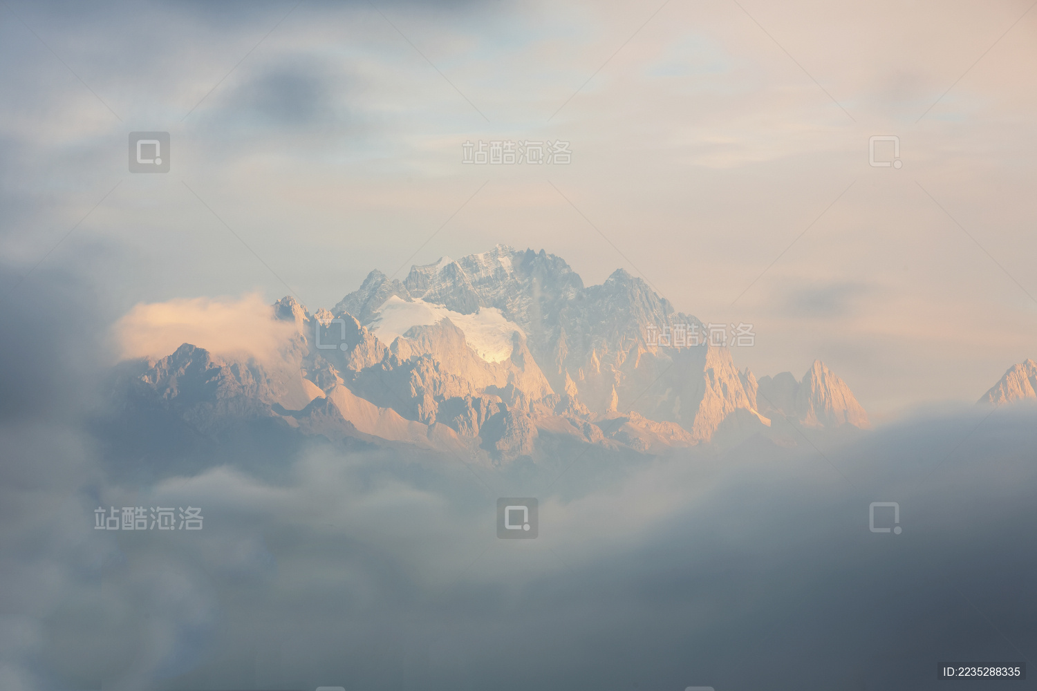 云南丽江  玉龙雪山