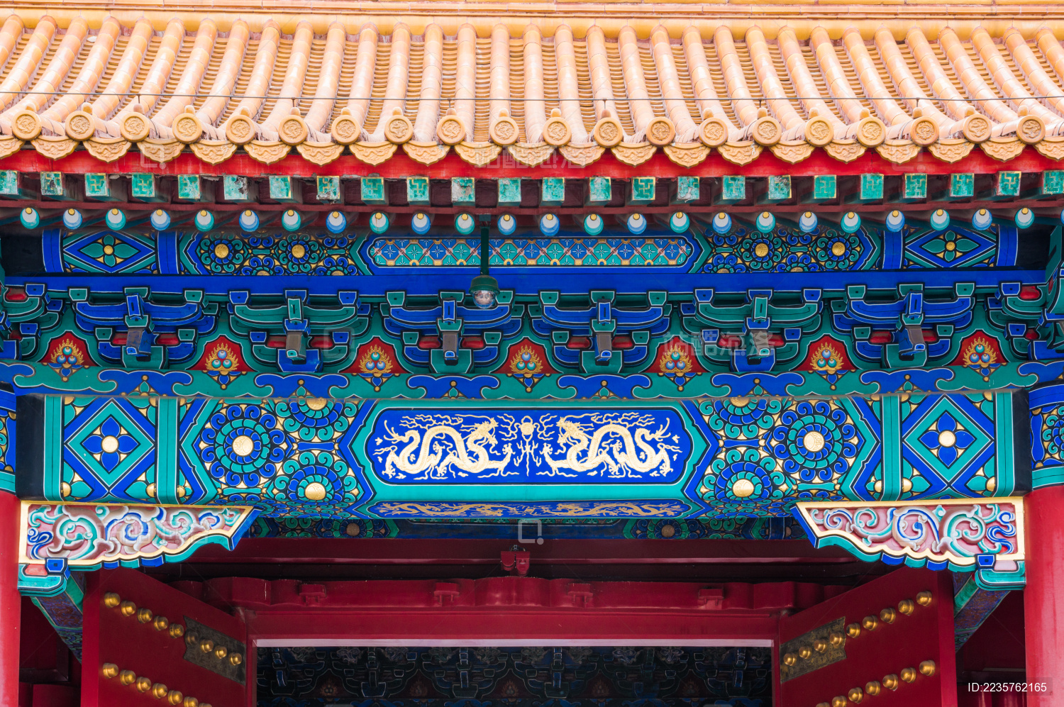 北京故宫宫殿城门局部纹饰