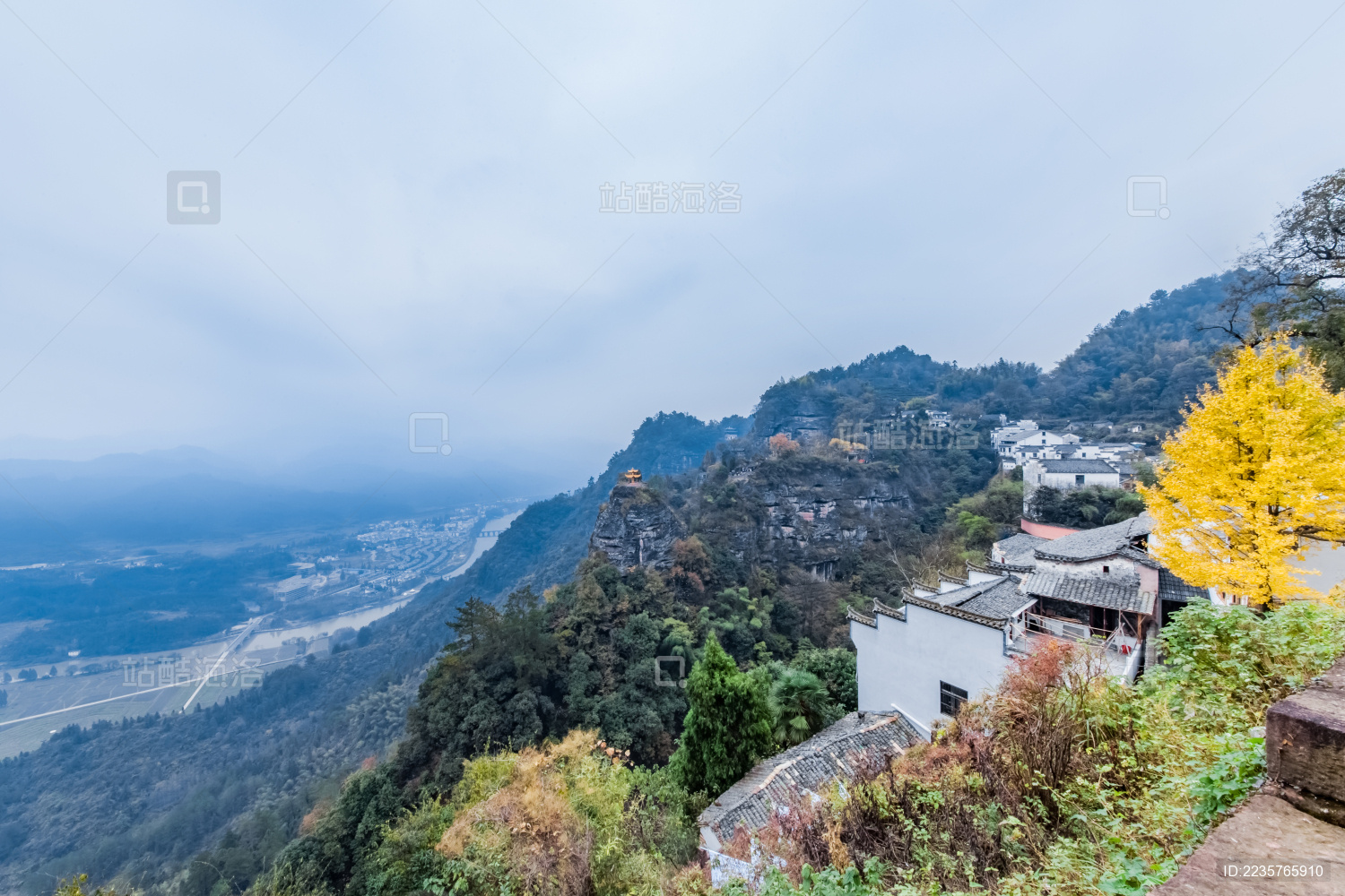 安徽省休宁县齐云山园林古建筑景观