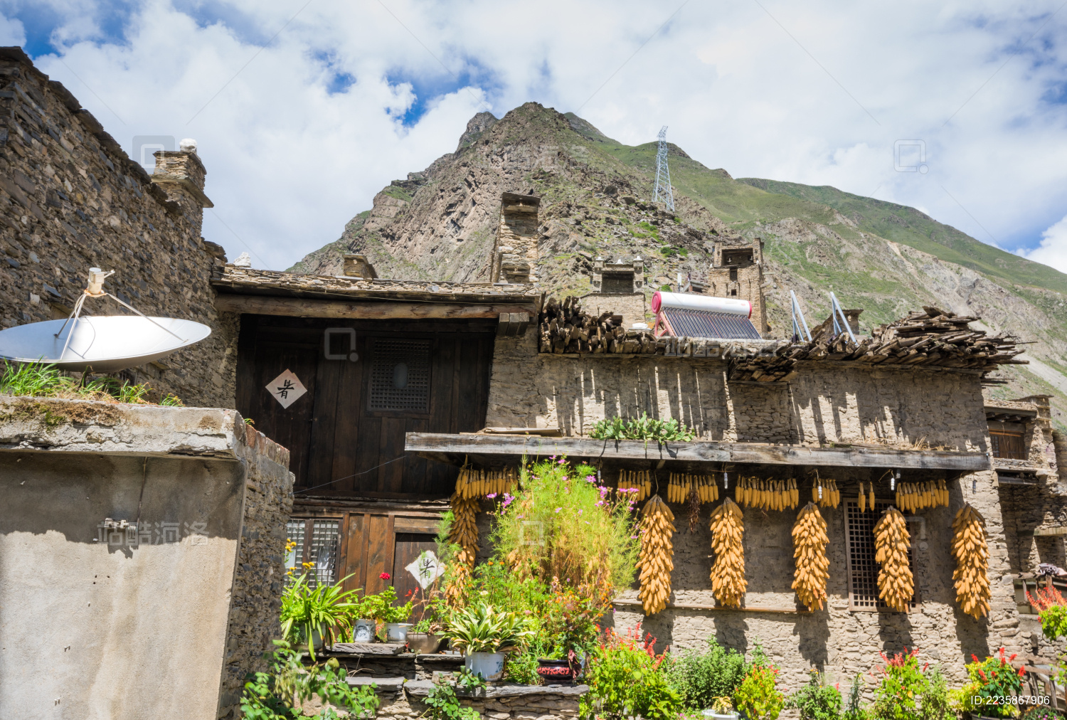 四川省阿坝藏族羌族自治州理县桃坪乡桃坪羌寨