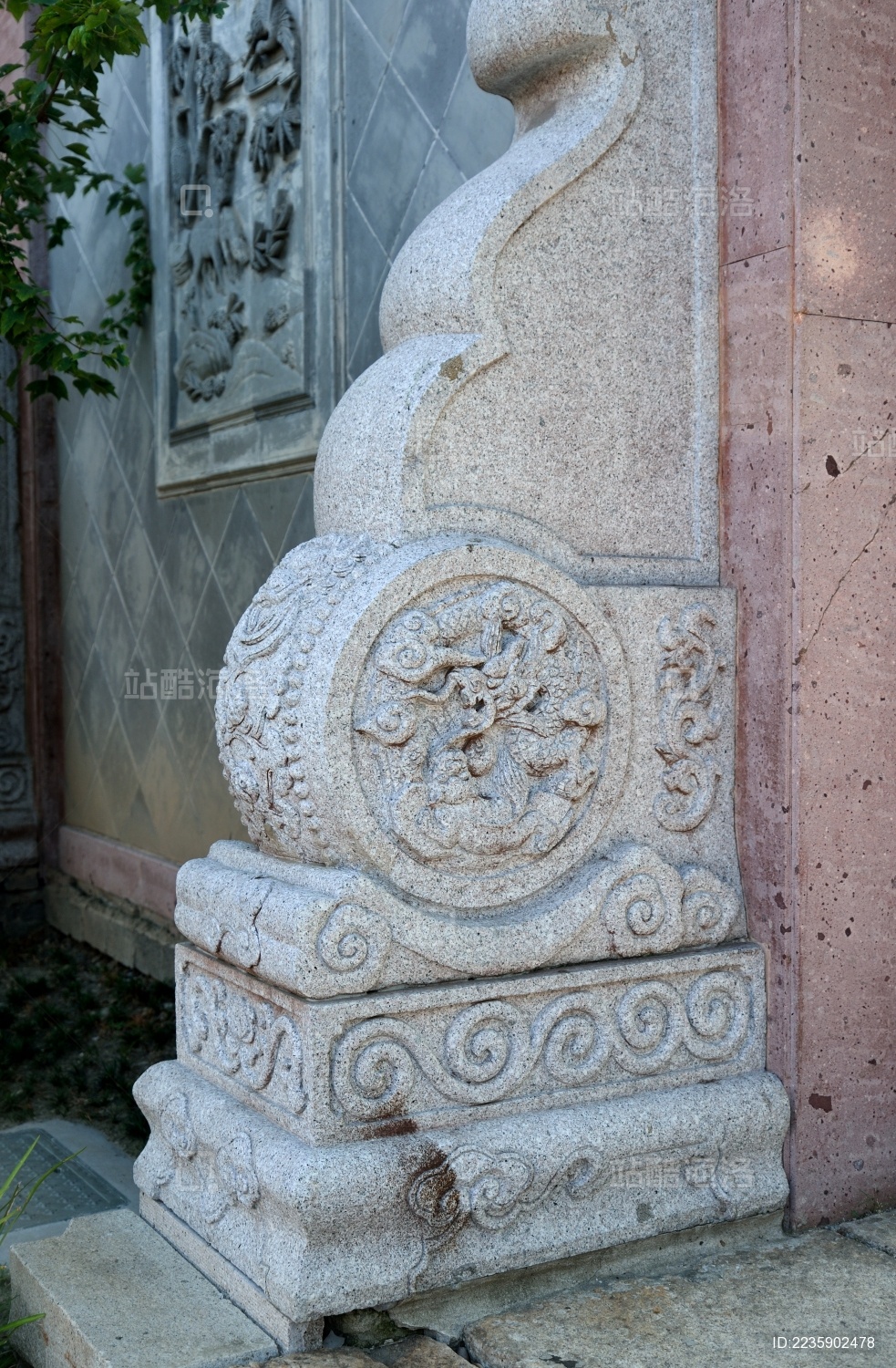 中国古典建筑门前的石墩