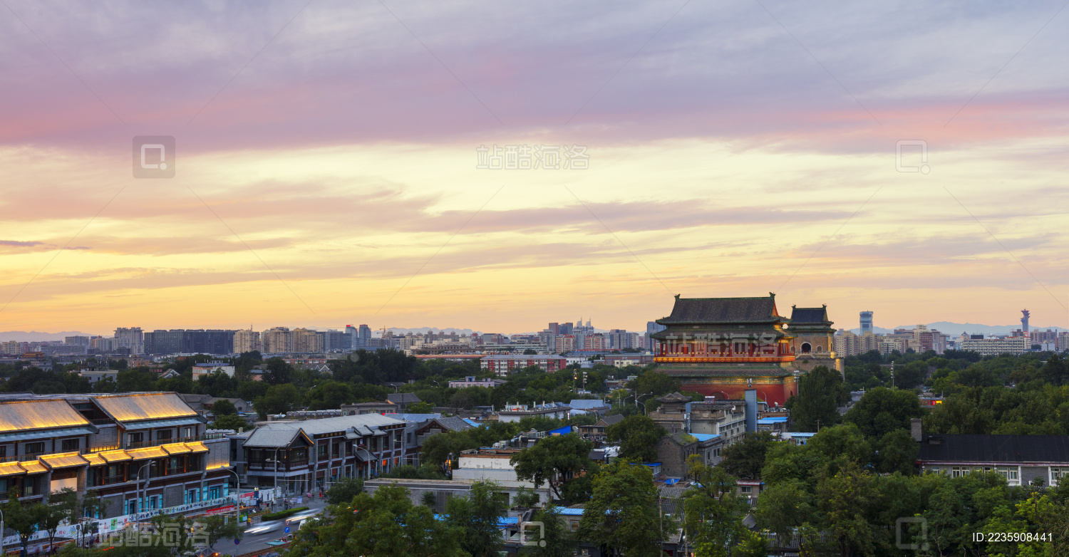北京复兴近800年历史的鼓楼西大街