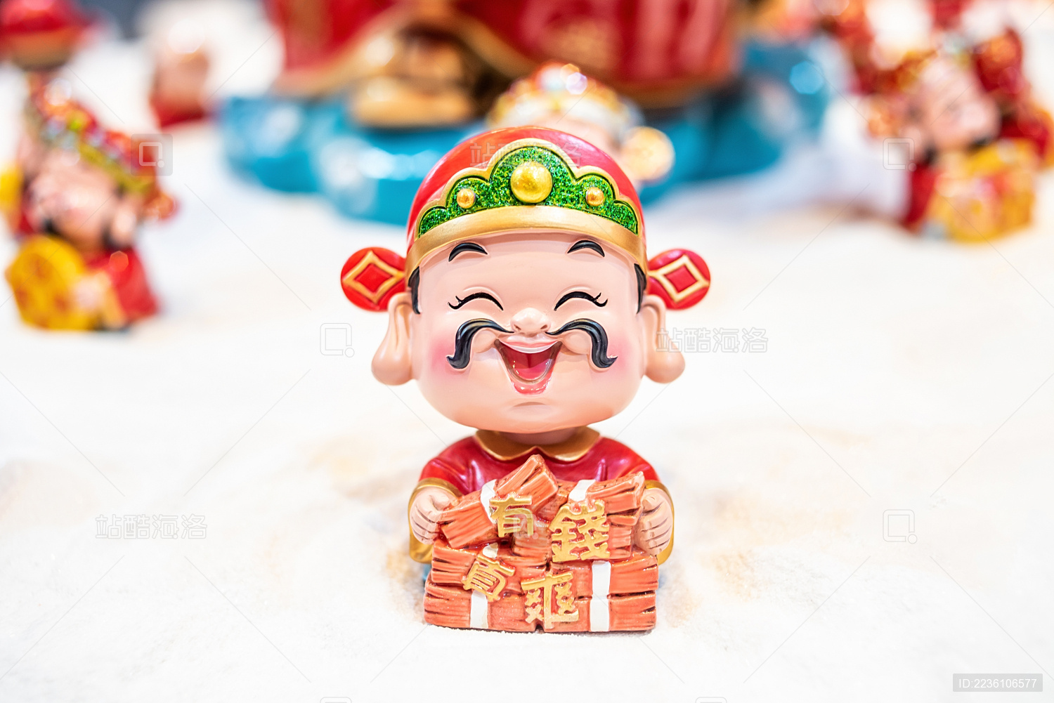 可爱的中国财神爷公仔