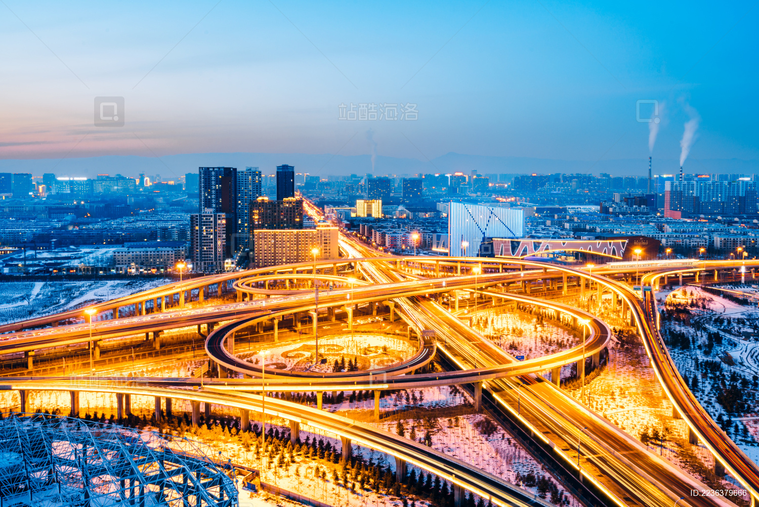 中国内蒙古呼和浩特城市立交桥风光