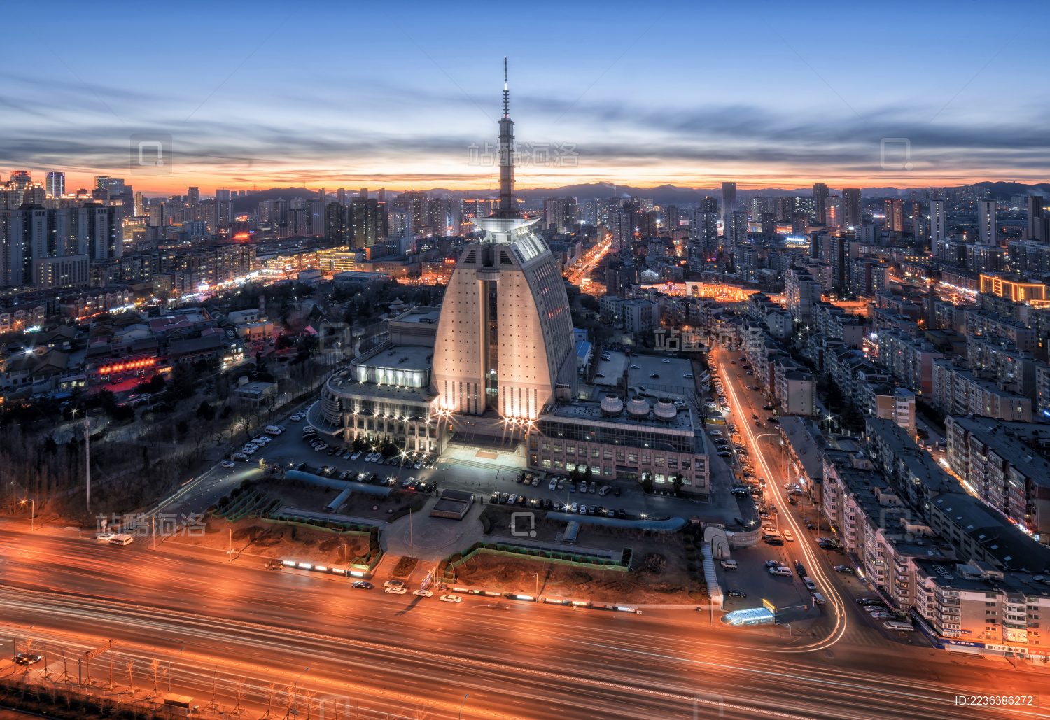 大连广电中心夜景