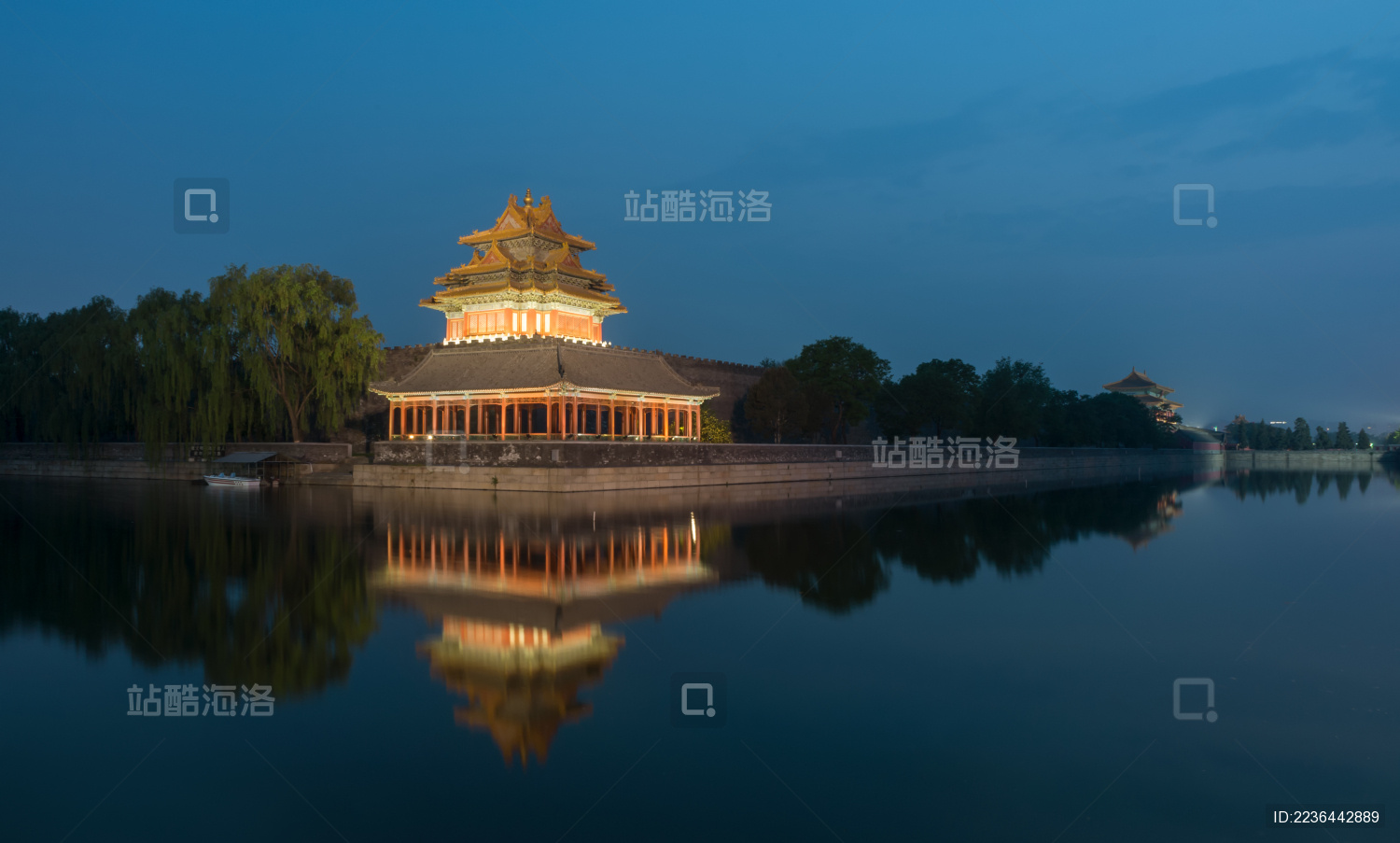 北京故宫角楼夜景