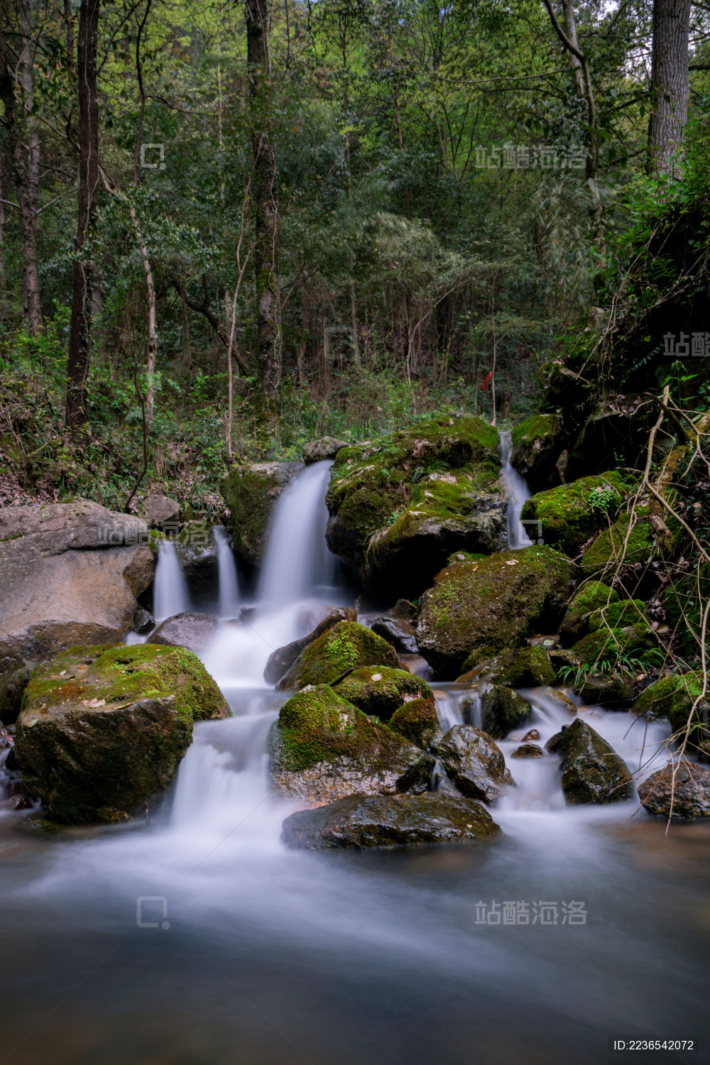 古道岩石水流青苔慢门摄影