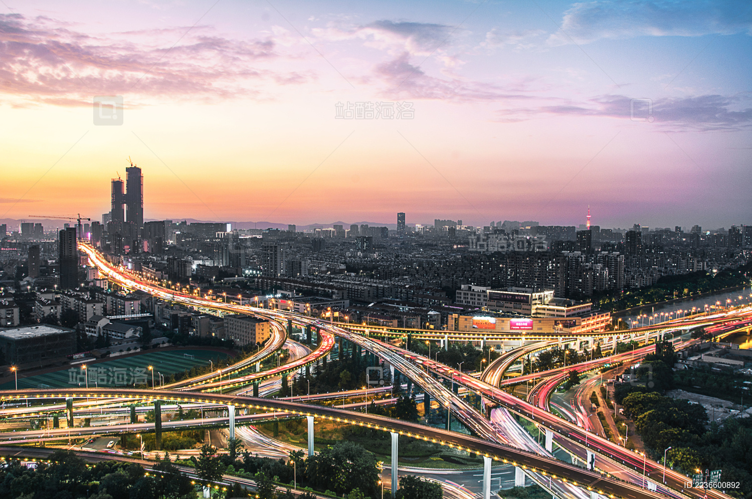 南京立交桥的美景，河西建邺、鼓楼古平岗