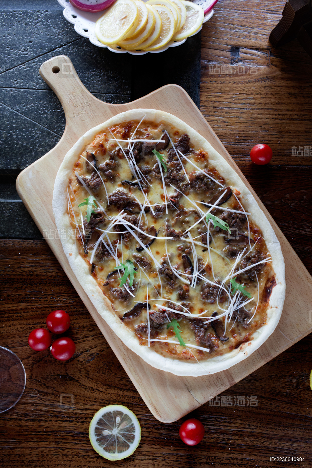 时尚薄披萨复古文艺风