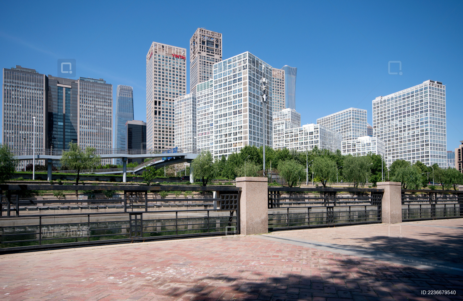 北京国贸地区通惠河畔建外soho写字楼群