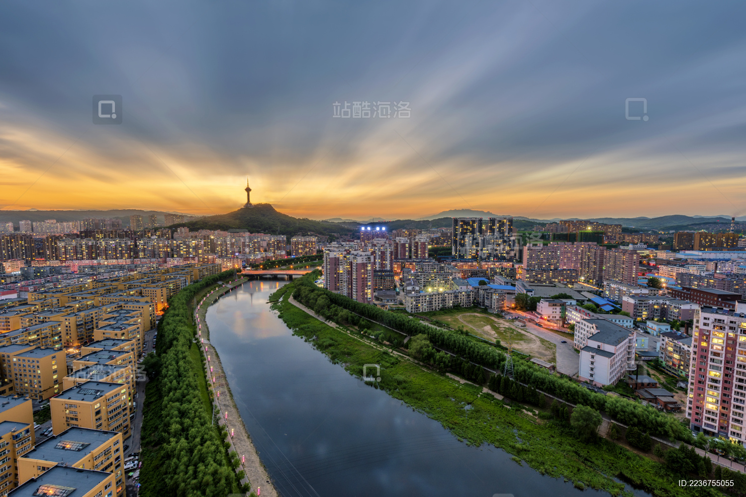 中国辽宁丹东元宝山城市风光