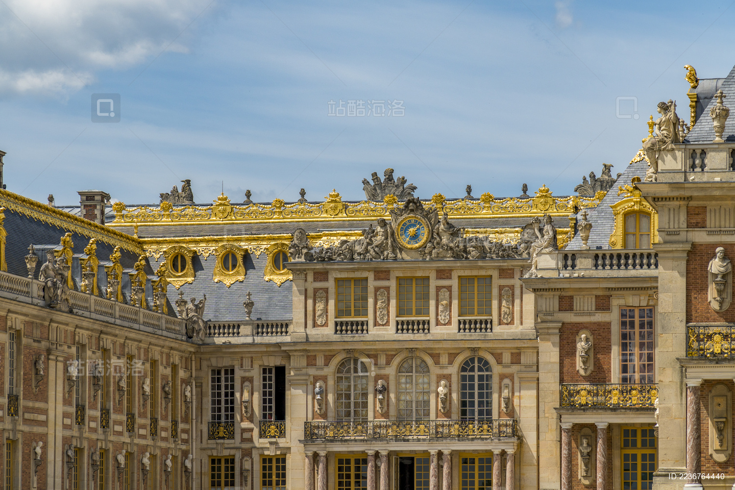 法国巴黎凡尔赛宫侧面近景