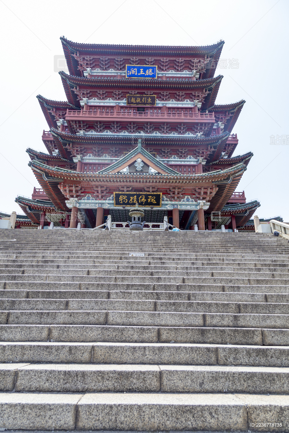 江西省南昌市景点滕王阁白天特写