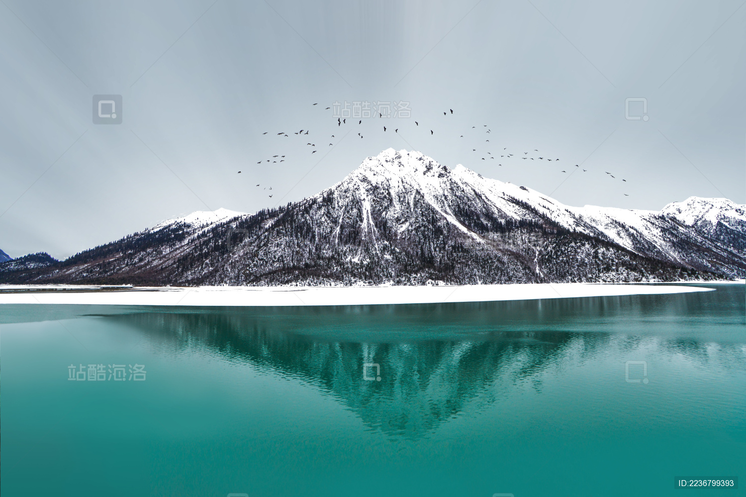 中国西藏自治区然乌湖景区风光