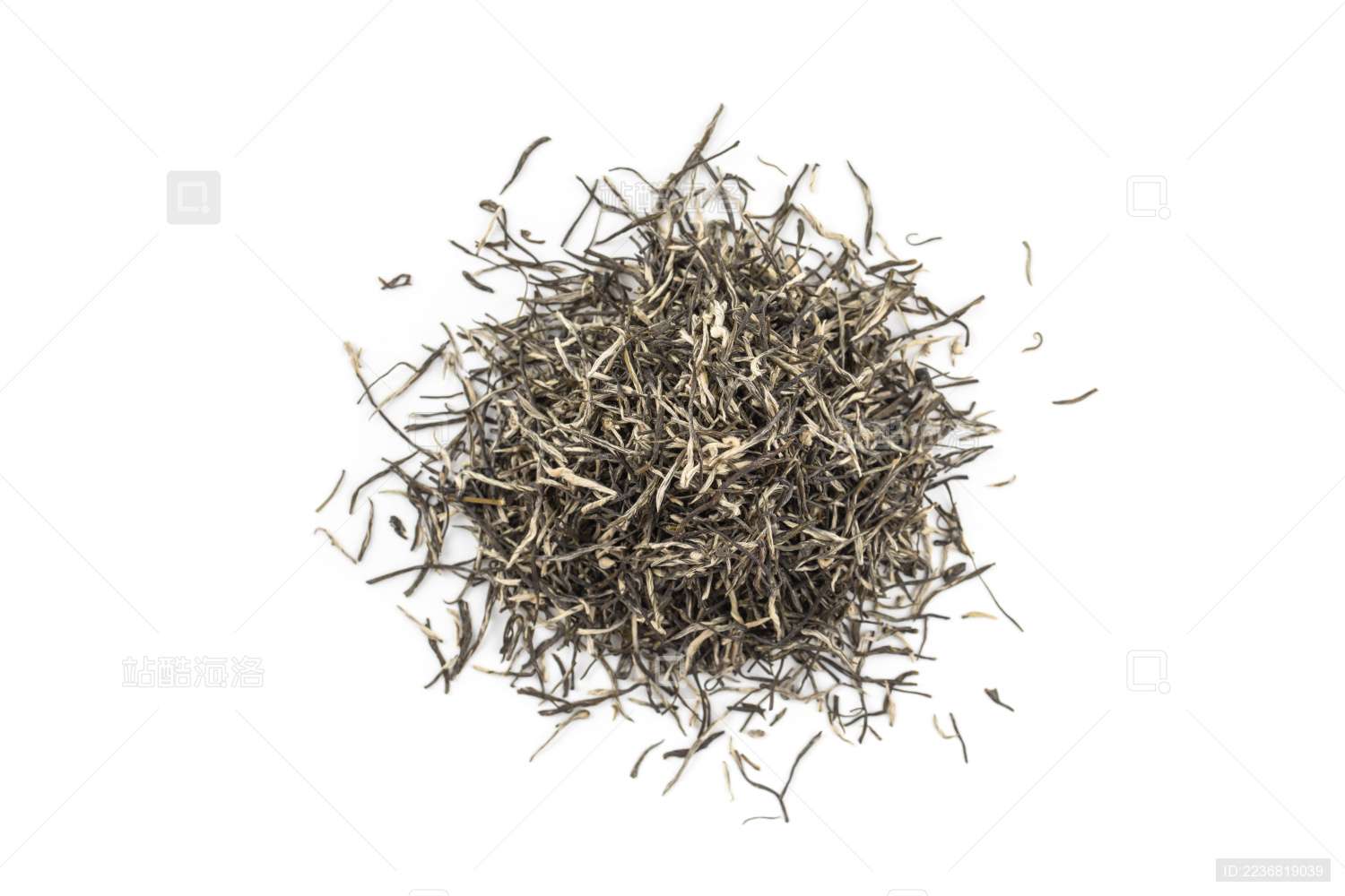 白色背景上的南京雨花茶微距特写