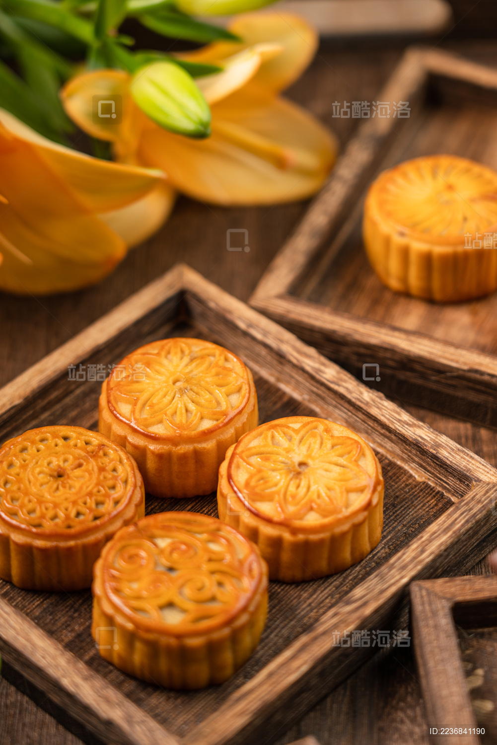 中国中秋节传统美食糕点——月饼