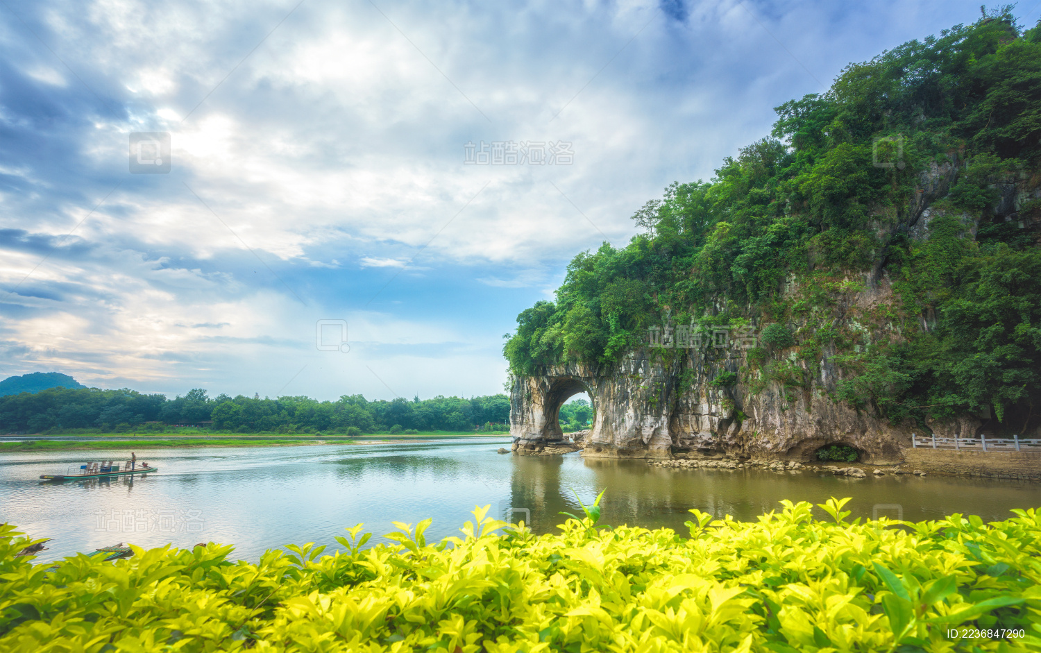 广西桂林象鼻山旅游风景区