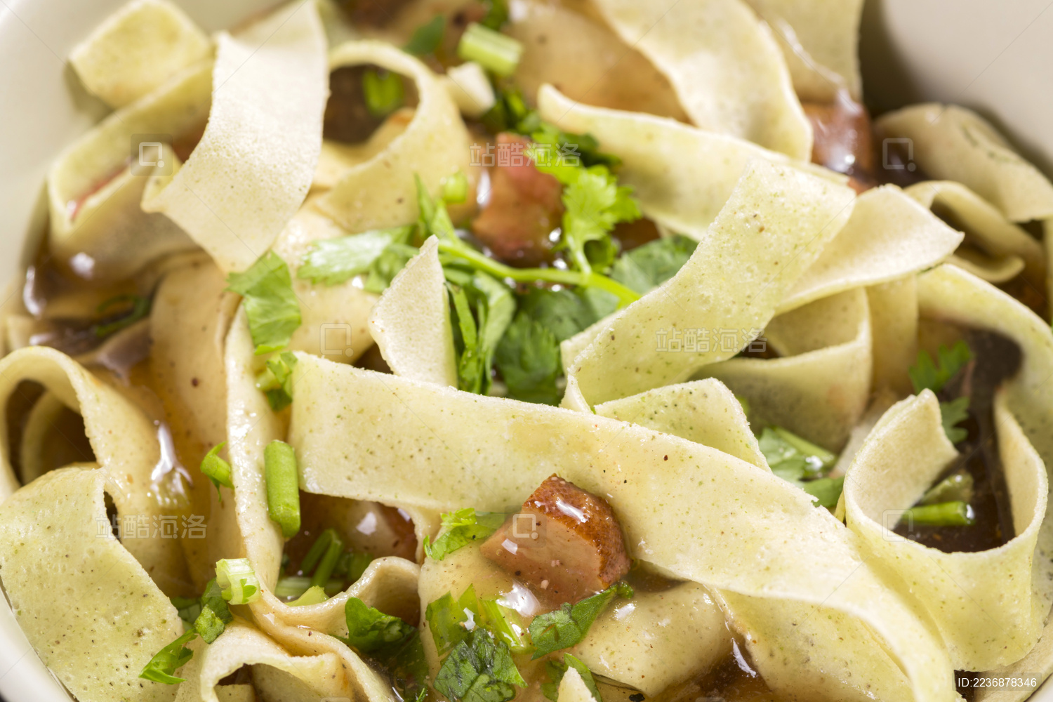 天津传统早点小吃具有清热解暑功效的锅巴菜