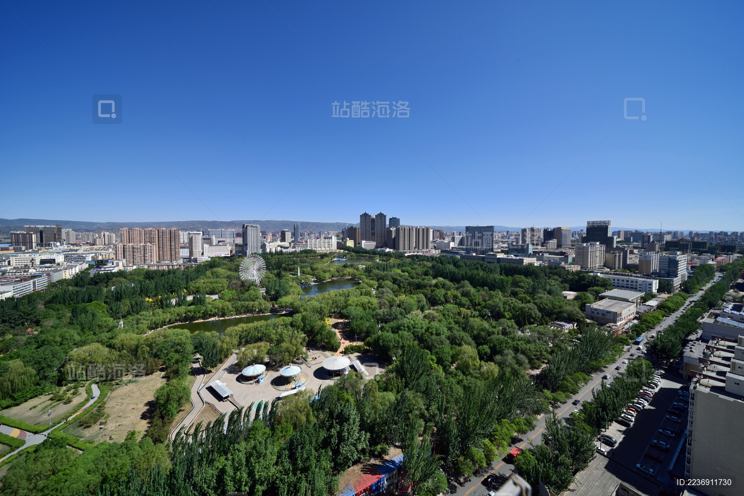 内蒙古呼和浩特青城公园城市风光