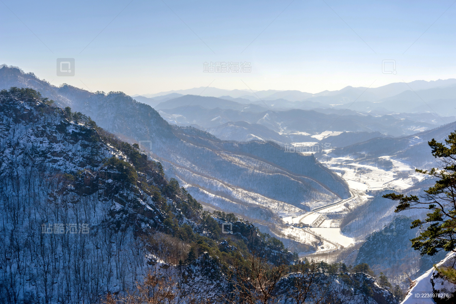 中国辽宁丹东宽甸天桥沟冬景